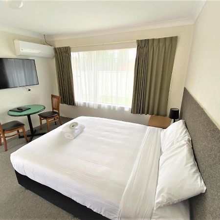 Hanging Rock Family Motel Batemans Bay Exteriér fotografie