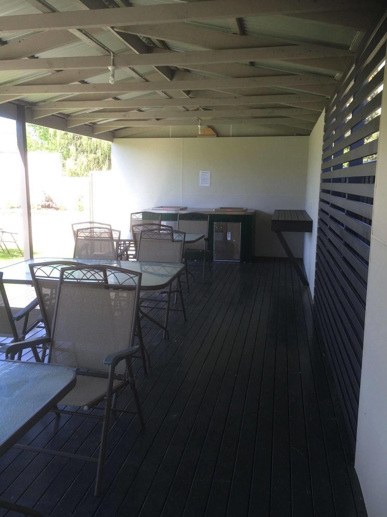 Hanging Rock Family Motel Batemans Bay Exteriér fotografie