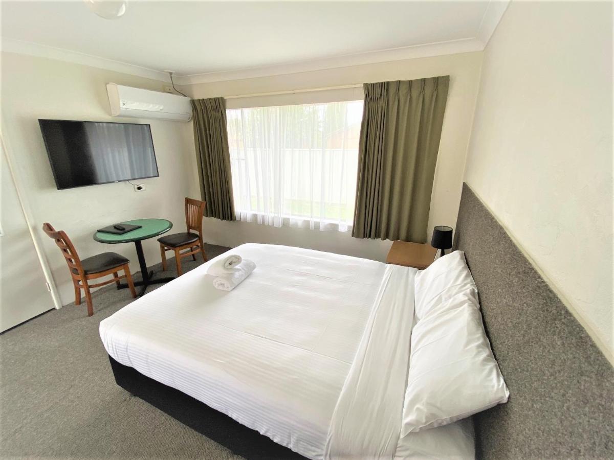 Hanging Rock Family Motel Batemans Bay Exteriér fotografie