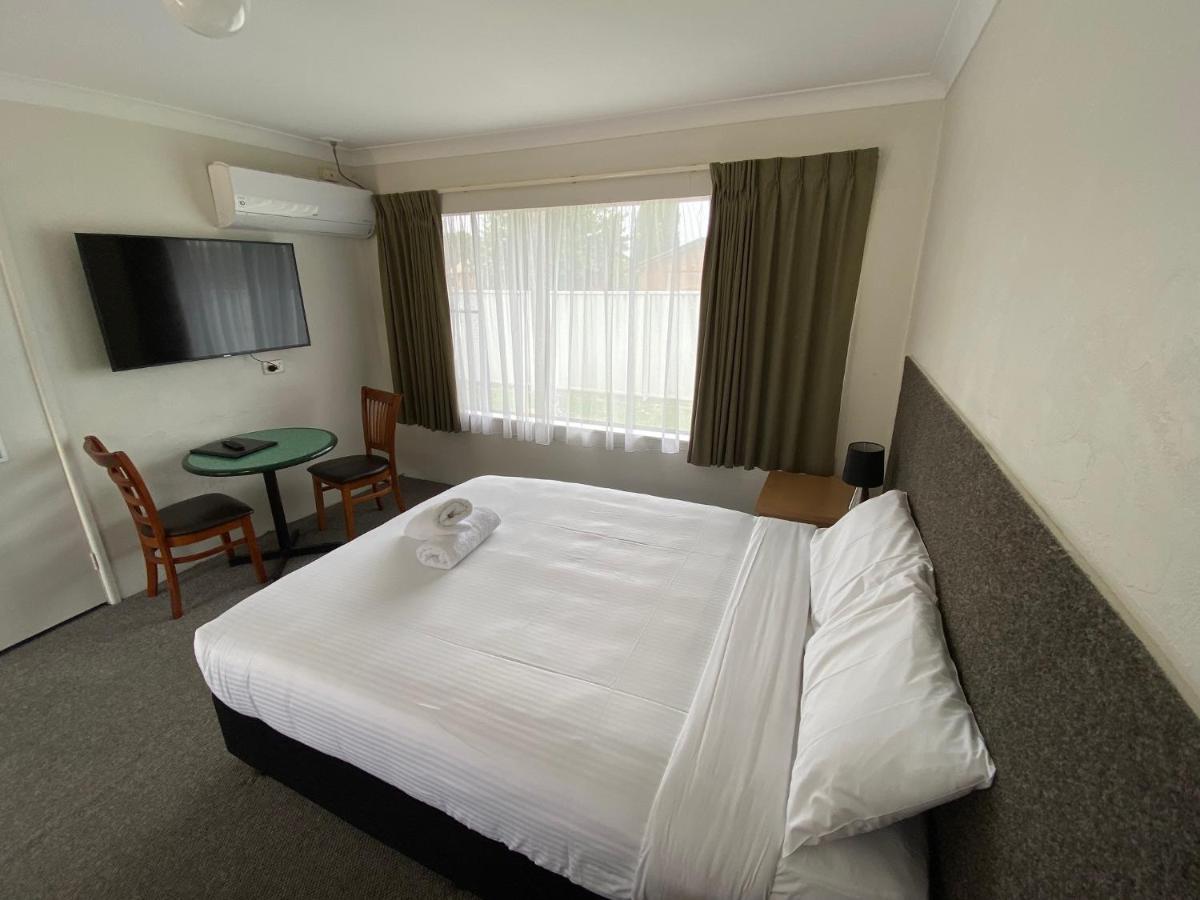 Hanging Rock Family Motel Batemans Bay Exteriér fotografie